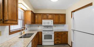 Bella Vista Townhome with POA Amenities & Maintenance-Free Living Bella Vista Townhome with POA Amenities & Maintenance-Free Living Gallery 4