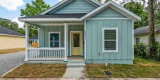 Charming 3-Bed, 2-Bath Home with Fenced Yard – Charming 3-Bed, 2-Bath Home with Fenced Yard – Gallery 1