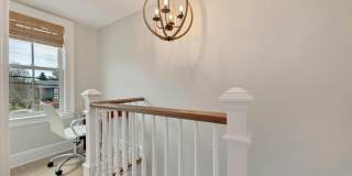 237 6th Street Gallery 15