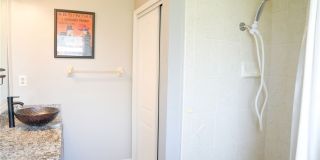 114 Greenwood Avenue Gallery 28