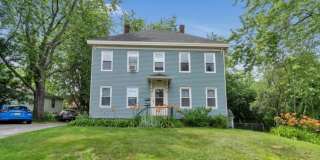 SPACIOUS 3-BEDROOM/1-BATH FIRST-FLOOR APARTMENT Gallery 1