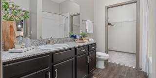 Riverhouse Gallery 10