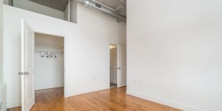 American Tobacco Center American Tobacco Center Gallery 9