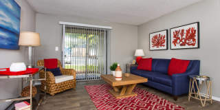 700 Riverchase Gallery 4