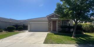 Charming 3 Bedroom, 2 Bathroom Home Elk Grove Gallery 1