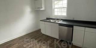 920 East Madison Avenue Gallery 7