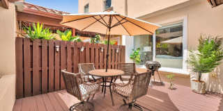 Spacious & Fully Renovated Townhome in East Hollywood – Prime Location! Gallery 18