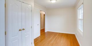 9552 BIRMINGHAM Drive Gallery 49