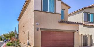Modern Corner Lot Home with Loft, White Shaker Cabinets & Gated Community Living Gallery 1