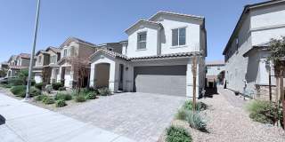 Spacious and Like-New Gallery 1