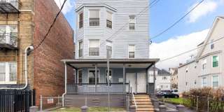 87 Columbia Ave Gallery 5