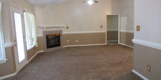 3 BR 2 BA Hunters Creek Gallery 16