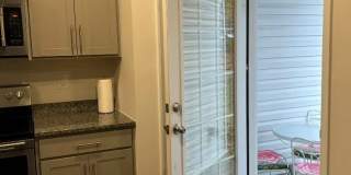 Room in 3 Bedroom Home at Murray Br Dr Gallery 16