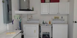 Executive 2 bedroom/ 2 bath condo Gallery 16