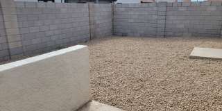 Newly Remodeled 2 bed 2 bath Town-homes in Central Phoenix!! Gated and Pool *** Move-in Special! 50% OFF First and Second months rent! Low Deposit only $995.00. Gallery 14