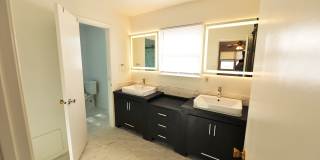 6 Bedrooms-Little Neck Area Gallery 24