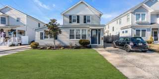 115 Tenth Avenue Gallery 1