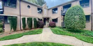 The Grove -Fully furnished-Utilities Internet Included -Monthly or longer rental The Grove -Fully furnished-Utilities Internet Included -Monthly or longer rental Gallery 1