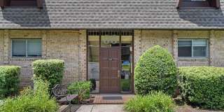 11606 VANTAGE HILL Road Gallery 2