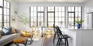 The Madelon Gallery 24