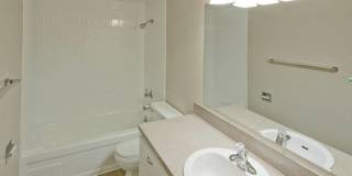 Royal Greens Apartments Gallery 28