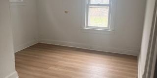 Spacious 3-bedroom, 1-bath Home Gallery 5