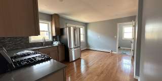 5404 N Central Avenue Gallery 14