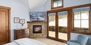 1950 Faraway Road Gallery 16