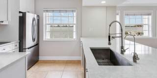 1060 Lake Shore Drive Gallery 19