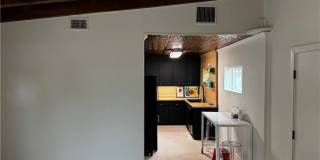 336 Arnold Street Gallery 4