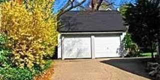 15 Maple Grove Street Gallery 20