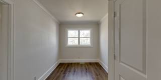 Newly Renovated 3BR/1BTH with Loft for Rent! Gallery 10