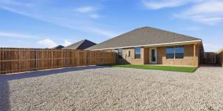 Available May 29 | $2,550 – Hampton Hills Living Near Stargate Gallery 27