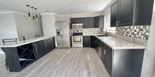 1822 SE Oxmoor Ct Gallery 1