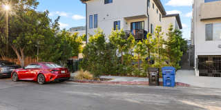 4 Bed / 4 Bath Townhome in Sawtelle Gallery 1
