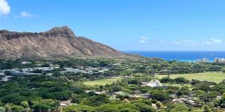 Diamond Head Vista...Breathtaking views, high floor, A/C, open lanai Gallery 1