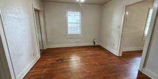 1 or 2 Bedroom, 1-Bathroom Duplex with central heat and air Gallery 7