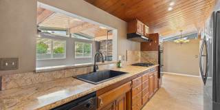 Adorable 3 Bedroom 2 Bathroom Single Story Family Home Gallery 22