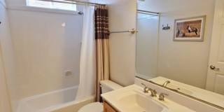 3 Bedroom, One Level Furnished Home in Emerald Ridge Gallery 27