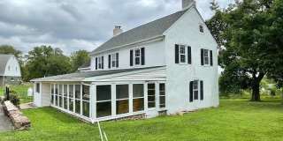 3679 PICKERTOWN Road unit: Farmhouse Gallery 1