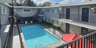 220 West Alabama Apartments Gallery 2