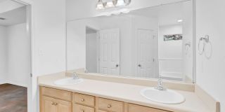 4/2 in Stratford Glen Subdivision Gallery 26