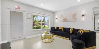 1104 N 13th Terrace, Hollywood, FL 33019 Gallery 7