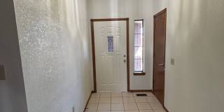 3br 2.5ba on Surrey Hills Golf Course!! Gallery 3