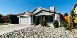Comfy 3 Bedroom Single Story Gallery 1