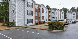 Spacious 3BR Condo in Fayetteville Gallery 12