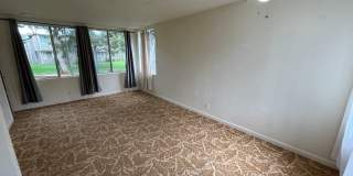 Mililani Terrace - 1 bedroom, AC, Ground Floor end unit with 1 parking Gallery 3