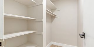 Mint Urban Infinity Gallery 13