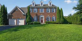 Luxurious 4 Bedroom 4.5 Bathroom SFH in Ashburn! Gallery 1