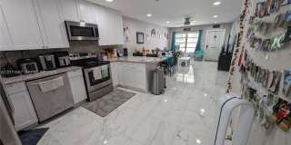 7761 NW 42nd Pl Gallery 1